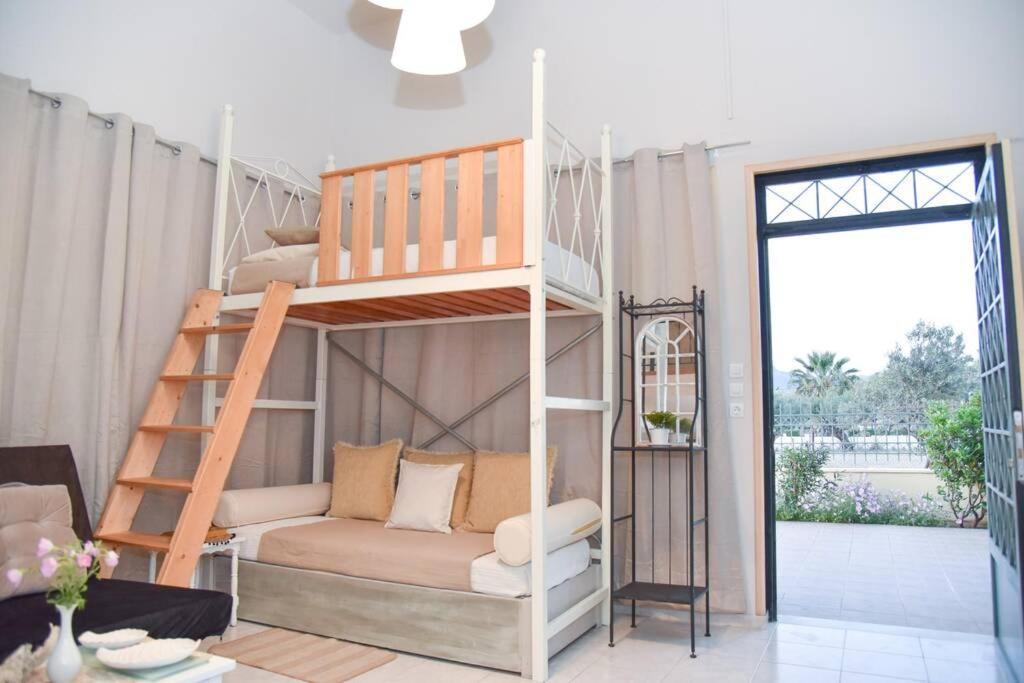Apartamento Hospitality In Mythical And Historical Peloponnese1 Posidhonía Exterior foto